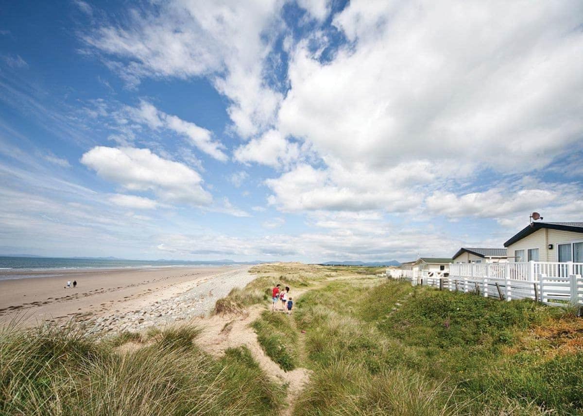 Barmouth Bay Holiday Park Llanddwywe Exteriér fotografie